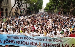 Những hình ảnh đáng nhớ trong sự kiện vạn người đi bộ ngăn "ma men" lái xe