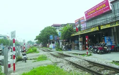 Hơn 7.300 tỷ bịt hết 4.100 lối đi tự mở qua đường sắt