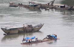 Doanh nghiệp "rút ruột” sông Bồ vượt quá độ sâu, xử lý thế nào?