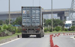 Hải Phòng: Xuất hiện dải phân cách cứng như “bẫy” lái xe