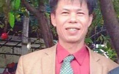 Bị vợ cũ thuê người đến đòi nợ, gã đàn ông rút dao đâm chết người