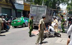 Va chạm với ô tô tải, người phụ nữ chết thảm dưới bánh xe