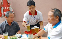 Rượu bia giá rẻ, dễ mua tiếp tay “ma men” lái xe