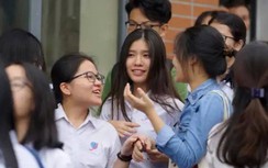 Đề Toán thi vào lớp 10 ở TP.HCM: Người hồ hởi kêu dễ, người "than" khó