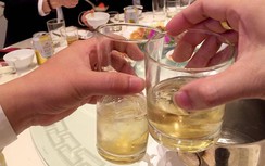 Giấc mơ dang dở sau cuộc rượu vui...