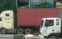 Nam thanh niên tử vong sau va chạm với xe container