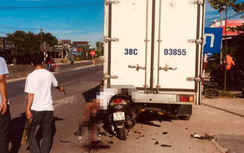 Đâm vào xe tải, người đàn ông chết thảm