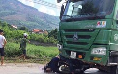 Danh tính thanh niên mắc kẹt tử vong ở đầu xe tải sau va chạm ở Bắc Giang