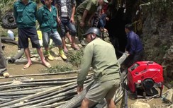 Còn khoảng 2m có thể tiếp cận nạn nhân mắc kẹt trong hang ở Lào Cai