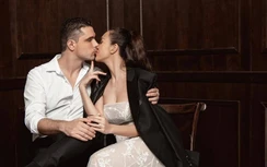 Phương Mai lộng lẫy, thoải mái "khóa môi" chồng Tây