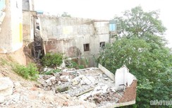 Dân di dời sạt lở bờ sông Đà khổ tứ bề sau tái định cư