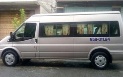 Xe 16 chỗ không kinh doanh vận tải có phải gắn phù hiệu?