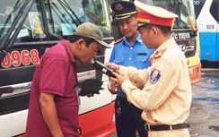 Hai lái xe tại bến Nước Ngầm dương tính với cỏ Mỹ