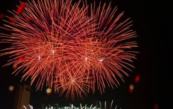 Mãn nhãn cuộc chiến giữa “tân binh” và “cựu vương” pháo hoa trên sông Hàn