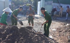 Công an xây dựng 2 công trình đường giao thông giúp người dân ở Quảng Trị