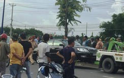 Vụ giang hồ xăm trổ vây xe công an: Nghi can thứ 3 vừa bị bắt là ai?