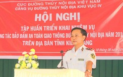 Tuyên truyền pháp luật về ATGT đường thủy cho các chủ cảng, bến