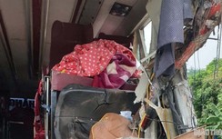 Ám ảnh những chiếc chăn đắp dở trong vụ tai nạn thảm khốc ở Hòa Bình