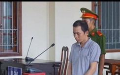 Lừa người quen, mang ô tô sang Campuchia cầm lấy tiền đánh bạc