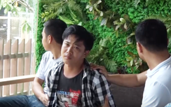 Bắt quả tang trai trẻ dùng clip “nóng” tống tiền người tình lớn hơn 14 tuổi