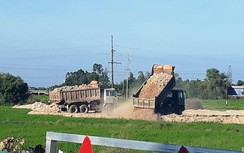 Bình Định: Ồ ạt dùng "đường lậu" đấu nối trái phép vào san lấp mặt bằng