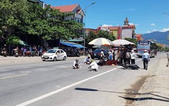 Xe máy va chạm với xe khách, cụ ông tử vong tại chỗ