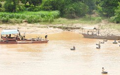 Bát nháo khai thác cát không phép ở Sơn La