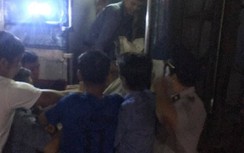 Nhân viên tàu SE10 thành “ông đỡ”, giúp hành khách sinh con trên tàu