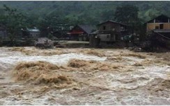 Thủy điện xả lũ bất ngờ gây lũ quét, người dân Sa Pa không kịp trở tay