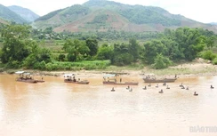 Chùm ảnh: Cận cảnh "đại công trường" khai thác cát không phép ở Sơn La