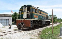 Đâm vào đầu máy tàu hỏa, người đàn ông tử vong thương tâm