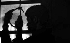 Nữ chuyên viên phòng giáo dục ở Nghệ An thắt cổ tự vẫn tại nhà riêng