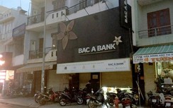 Công an vây bắt nghi phạm cướp ngân hàng ở TP.HCM