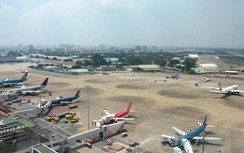 Nóng: Tàu bay đi vào đường lăn đang tạm dừng khai thác tại Tân Sơn Nhất