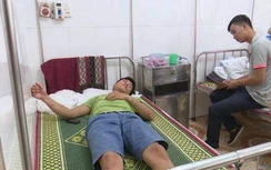 Cán bộ kiểm lâm Quảng Bình nhập viện cấp cứu vì... “lâm tặc” cầm gạch đánh