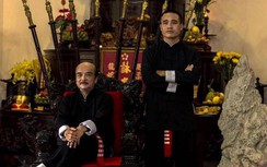 Sư huynh của võ sư Flores gây tai tiếng bằng màn đánh hội đồng?