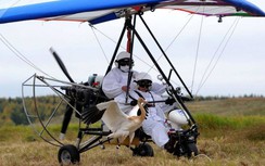 Vợ cũ của huấn luyện viên từng dạy ông Putin bay đã có linh cảm lạ