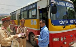 Biết kế hoạch CSGT tổng kiểm tra, nhiều tài xế vẫn vi phạm