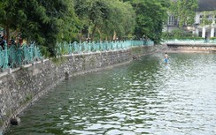 Cận cảnh Hồ Tây sau khi xả hơn 1 triệu m3 nước ra sông Tô Lịch