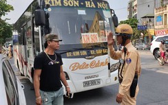 CSGT Hà Nội tổng kiểm tra ô tô, xe máy: Mỗi ngày xử lý cả nghìn vi phạm