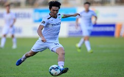 Tuấn Anh lập siêu phẩm đầu tiên sau 4 năm, ghi cột mốc lịch sử ở V-League