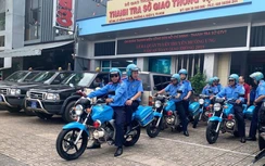 Thanh tra giao thông bị “cò” bám sát khi xử lý xe chở hàng quá tải