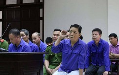 Hưng “kính” phủ nhận vai trò chỉ đạo nhóm đàn em bảo kê chợ Long Biên