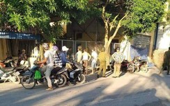 Án mạng ở Hải Phòng: Chồng bị cứa cổ, vợ tử vong dưới ao