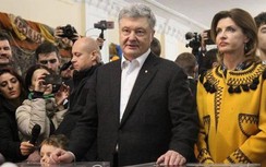 Cựu Tổng thống Poroshenko lặng lẽ rời Ukraine cùng gia đình