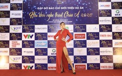 Siêu mẫu Võ Hoàng Yến quậy xuyên… tỉnh thành