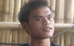 Phút sinh tử của chàng trai mồ côi cứu người trong lũ dữ