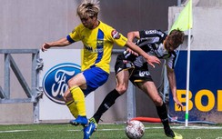 Đội bóng của Công Phượng "có biến" cực căng