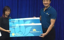 Sở Du lịch TP.HCM trao vé khứ hồi cho gia đình cụ ông bị lấy 2,9 triệu