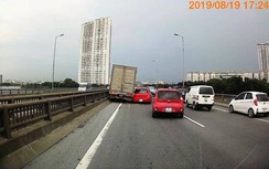 Video: Xe tải lao như tên, đâm nhiều ô tô con trên đường vành đai Hà Nội